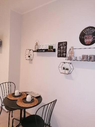 Holidaystudio Appartamento In Centro 萨莱诺 外观 照片