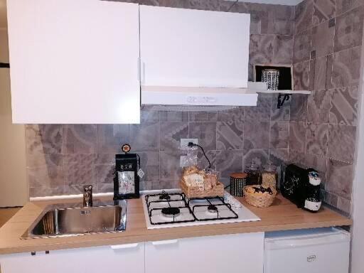 Holidaystudio Appartamento In Centro 萨莱诺 外观 照片