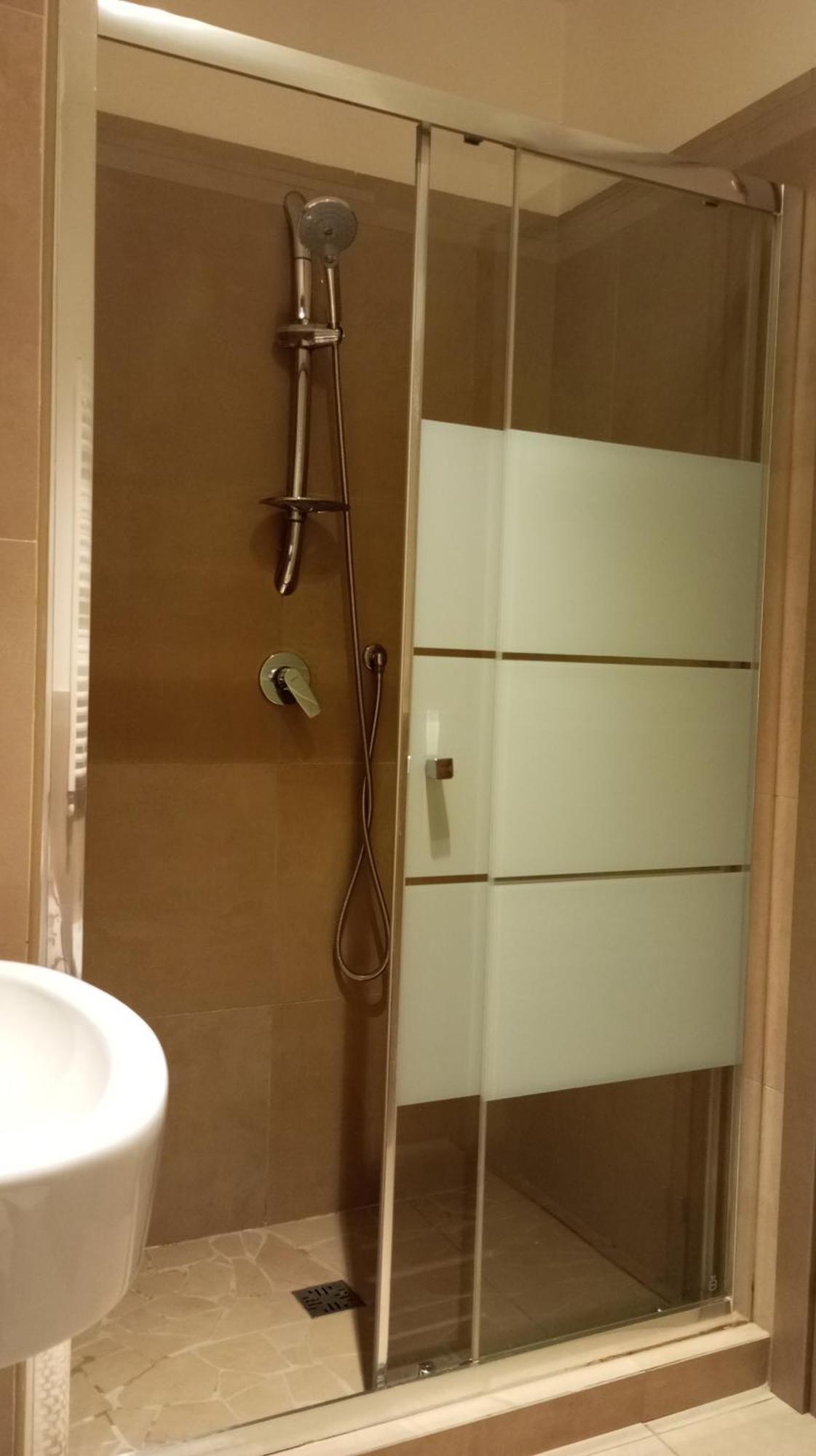 Holidaystudio Appartamento In Centro 萨莱诺 外观 照片